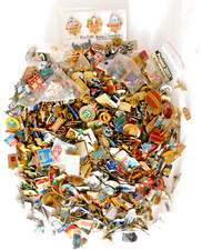 Lot 400 Pin's - avec ou sans attache - 8 photos -
