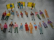 petit figurines en resine