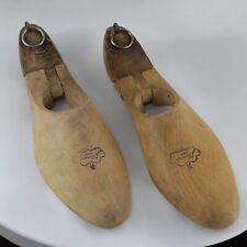 Anciennes chaussures rétro