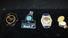 MODIF PRIX : lot pin's montres