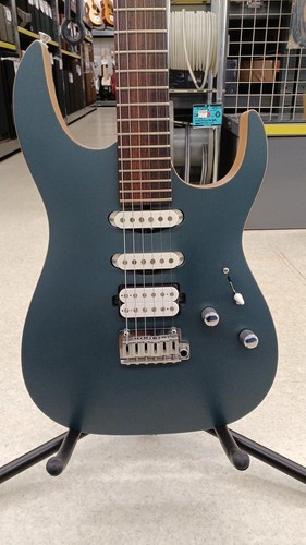 Guitare électrique saito - électrique,