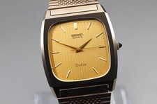 *PRESQUE COMME NEUVE* Montre