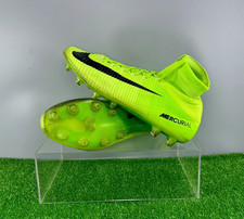 Crampons verts pour hommes