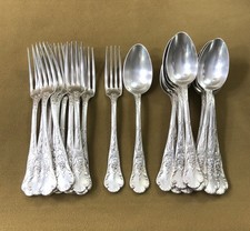 12 couverts à entremet