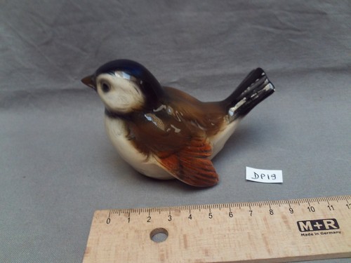Ancien oiseau moineau - , en
