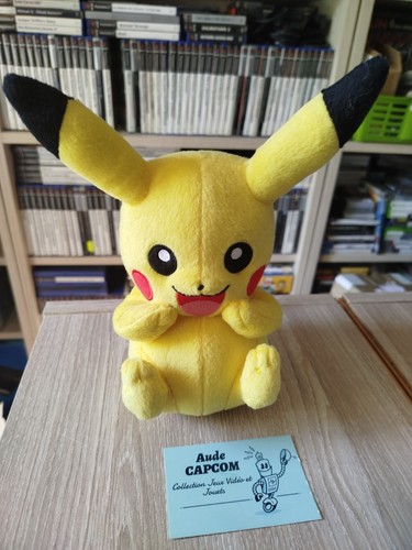 Peluche pikachu pokemon tomy - peluche,