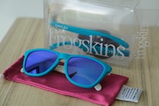 Oakley Frogskins 4 legged turquoise matte / white