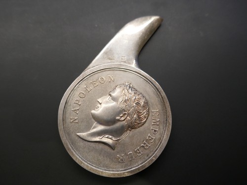Coupe papier - coupe,