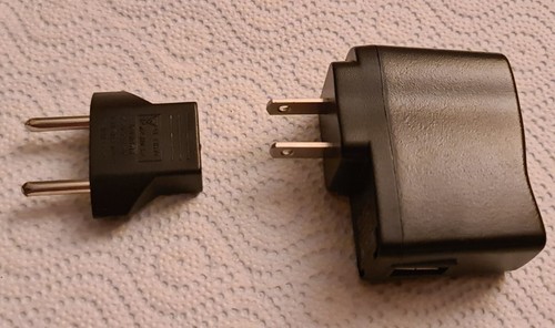 Prise adaptateur secteur - secteur,