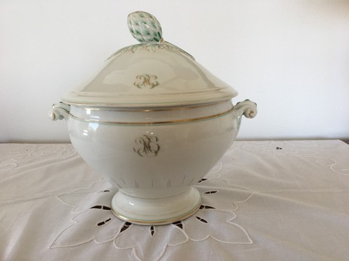Belle soupiere ancienne - belle,