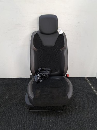Siege avant droit - , clio