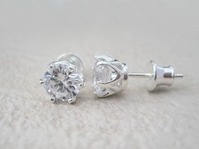 Boucles d'oreilles solitaires