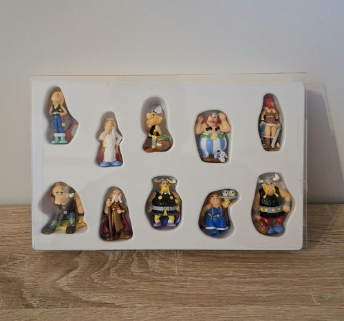 Coffret figurines asterix - 10,
