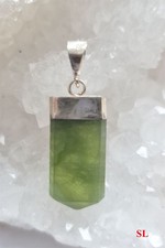 Pendentif Péridot en pierre