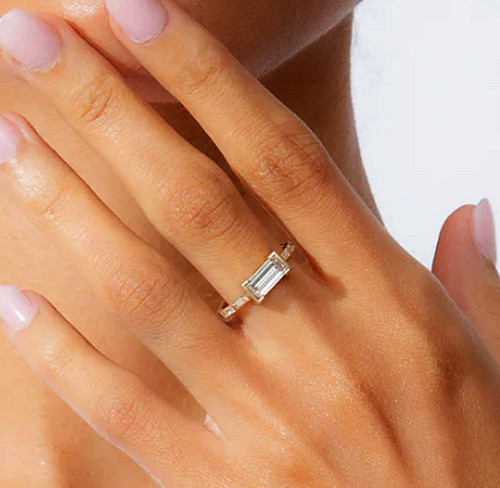 Bague fiançailles en - de,