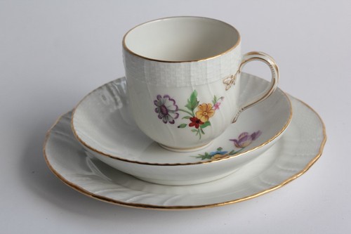Tasse assiette dessert - tasse,