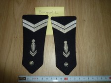 2 Galons armée française  gendarmerie  uniforme ( rangement2)
