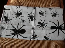 coupon tissu  " Halloween "   araignée  51   X  70   cm