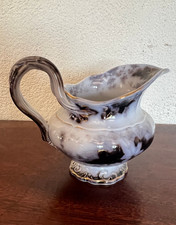 Pot à lait, faïence