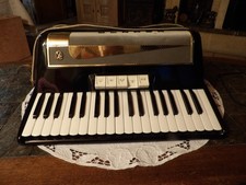Accordéon HOHNER touches