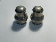 Service Salière et Poivrière en Etain 95% (10-9/A2-67)