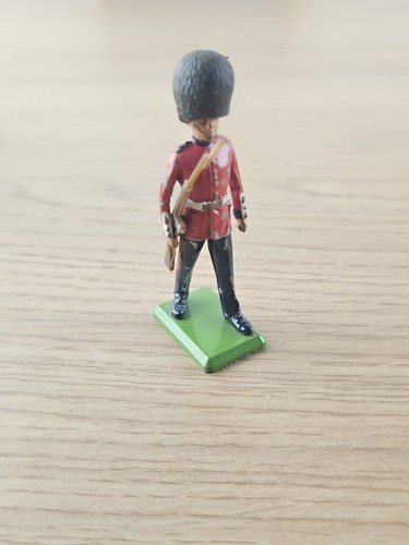 Figurine ancienne plomb - en,