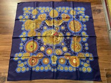 Excellent foulard Hermès