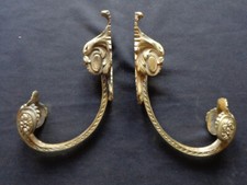 patères rideaux anciens baroques style Louis XIV