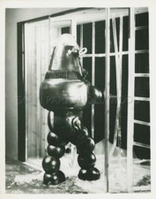 ROBBY THE ROBOT THE INVISIBLE BOY 1957 PHOTO ORIGINAL  #5  PSYCHOTRONIC SCI-FI
