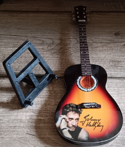 Johnny hallyday guitare - johnny, 26