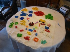 Vintage énorme  Lot de Playskool Clipo Bon État + de 270 pièces  / 2.3 kilo