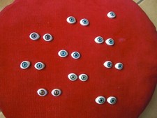 YEUX  de poupée de porcelaine