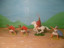 ELASTOLIN 4CM  3 ROMAINS   SANS ARME + 1 CAVALIER NO STARLUX