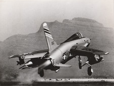 US AIR FORCE THUNDERCHIEF F 105 REACTEUR J 75 AVION DE CHASSE AVIATION 24 X 18