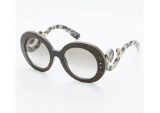 Exquisite Elegant Prada