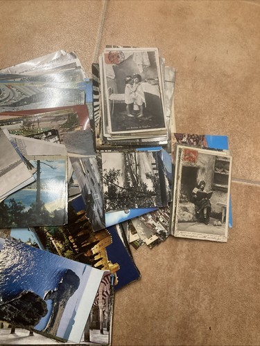 Lot 200 cartes postales - de,