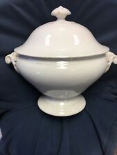 Ancienne Soupière faïence fine blanche Sarreguemines (452)