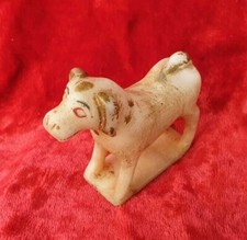 Ancienne statue figurine chien