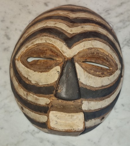 Masque africain tribal