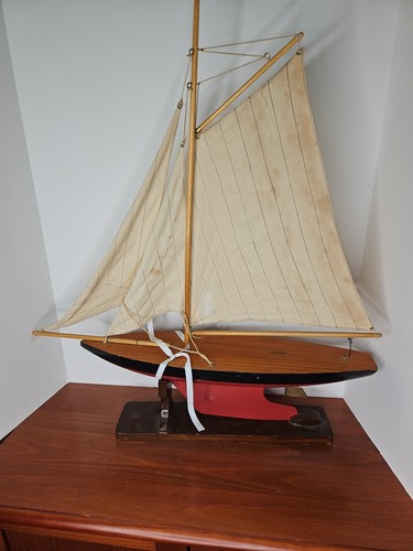 Vintage model pond boat - boat, sloop