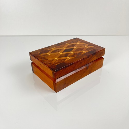 Boîte marqueterie orientale