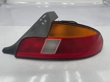 Feu arriere principal droit