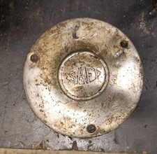 * enjoliveur volant magnetique