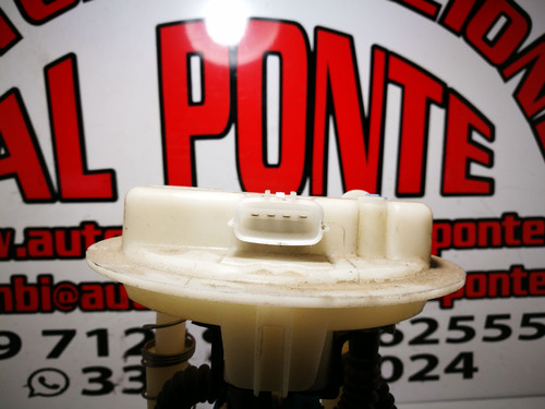 Pompe essence avec - à,