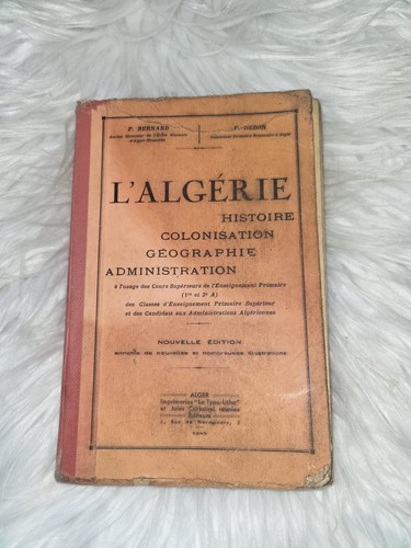 Livre ancien 1945