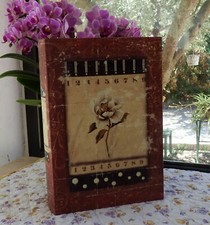 LIVRE BOITE FLEUR ROSE / PM /
