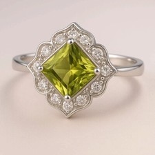 Bague en argent sertie d'un