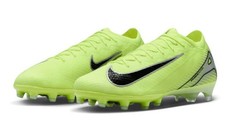 Chaussures de football noires