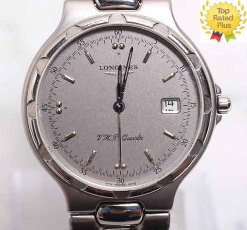 Presque comme neuve montre - *presque, neuve*