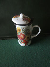 MUG a THE PORCELAINE ENGLAND FLEURS CHAMPETRES  et FRUITS  WINDSOR